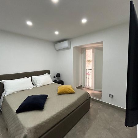 Ferienwohnung Casina Al Duomo Neapel Exterior foto