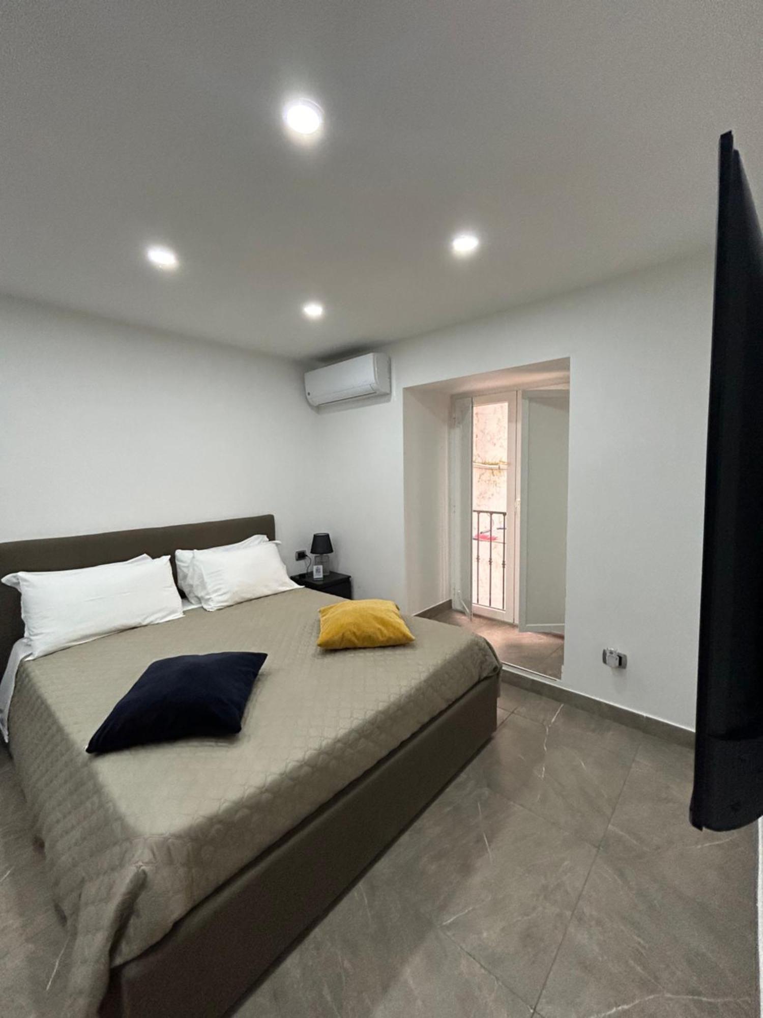 Ferienwohnung Casina Al Duomo Neapel Exterior foto